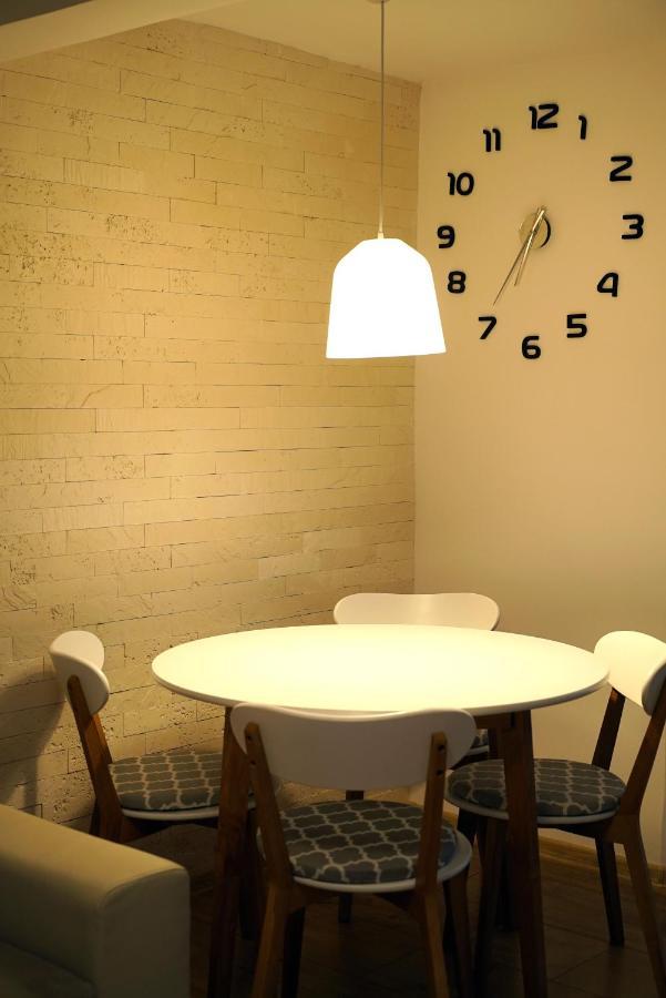 Apartament Naleczow Dom Pod Orzechami Esterno foto